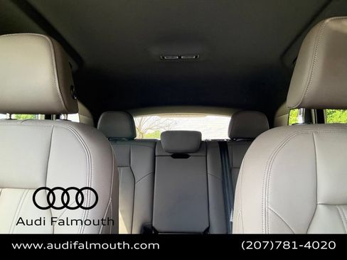 Used 2025 Audi Q5 Premium w/ Convenience Package AWD/4WD image 37