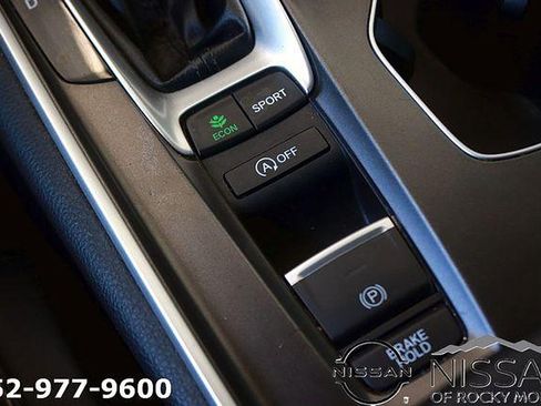 Used 2022 Honda Accord Sport image 20