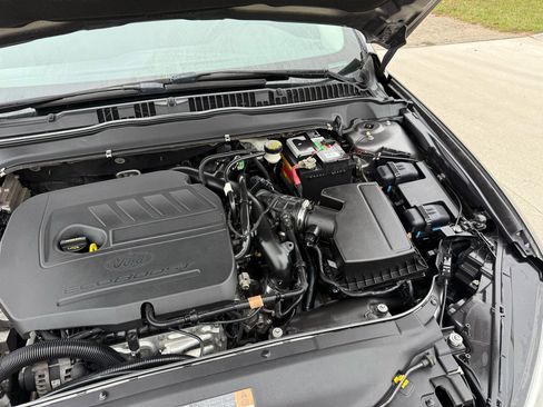 Used 2014 Ford Fusion SE w/ Equipment Group 201A image 35