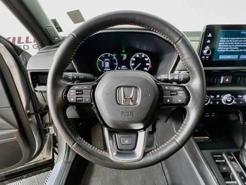 Used 2023 Honda CR-V Sport Touring image 10