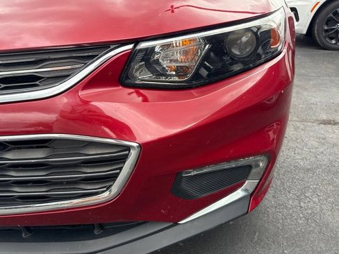 Used 2016 Chevrolet Malibu LT w/ Leather Package FWD image 10