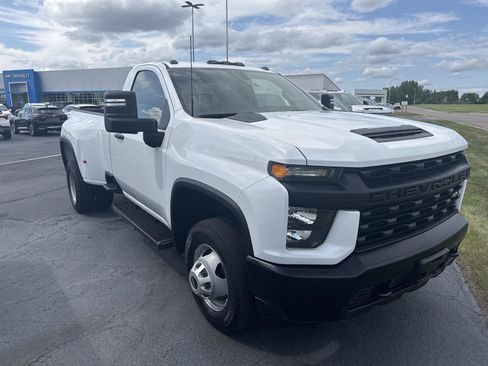 Used 2022 Chevrolet Silverado 3500 W/T w/ WT Convenience Package AWD/4WD image 5