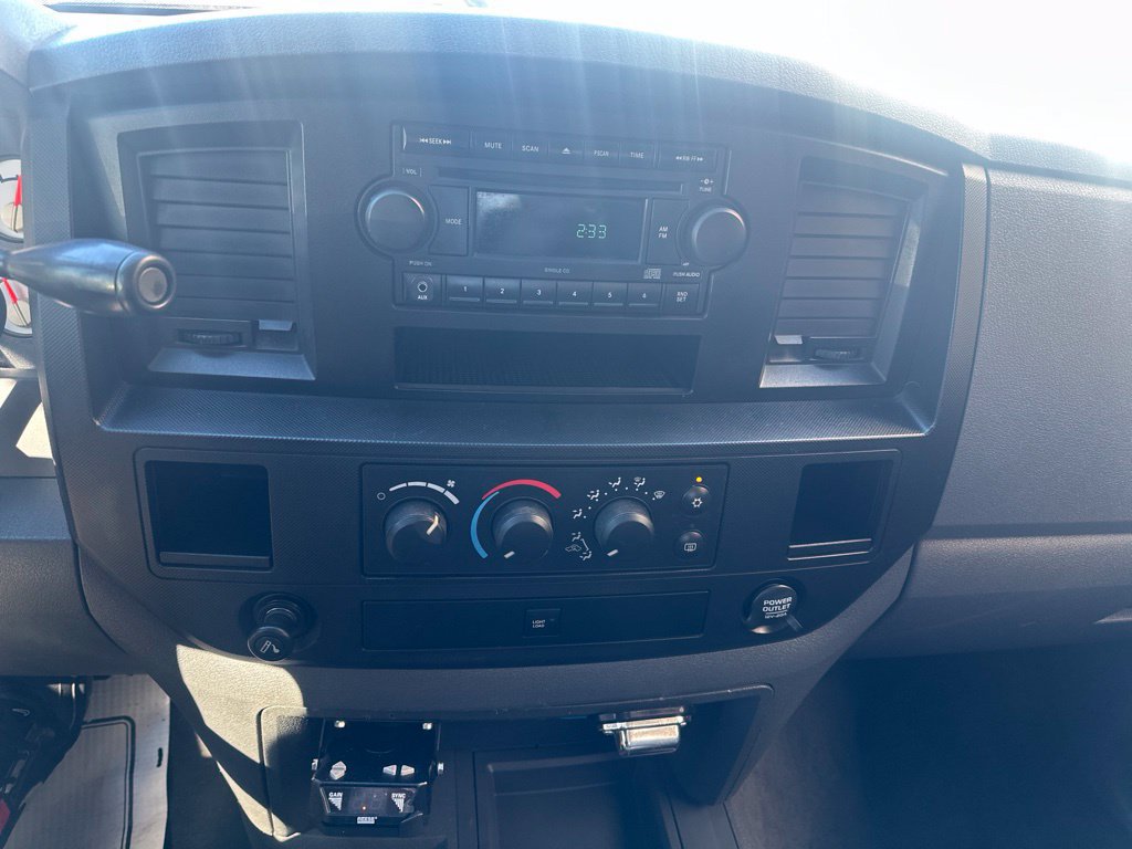 Used 2009 Dodge Ram 2500 Truck SXT AWD/4WD image 15