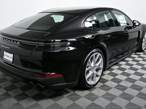 New 2025 Porsche Panamera 4 image 28