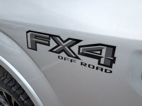 Used 2020 Ford F150 Lariat w/ Equipment Group 502A Luxury AWD/4WD image 49