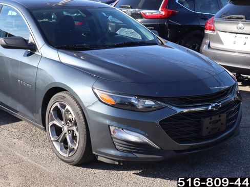 Used 2019 Chevrolet Malibu RS image 2