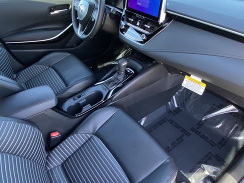 Certified 2026 Toyota Corolla XSE image 9