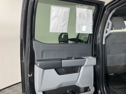 Used 2023 Ford F350 XLT image 23