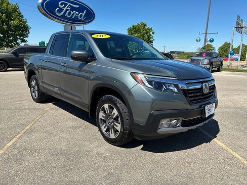 Used 2017 Honda Ridgeline RTL-E image 2