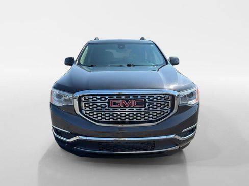 Used 2018 GMC Acadia Denali w/ Technology Package AWD/4WD image 8