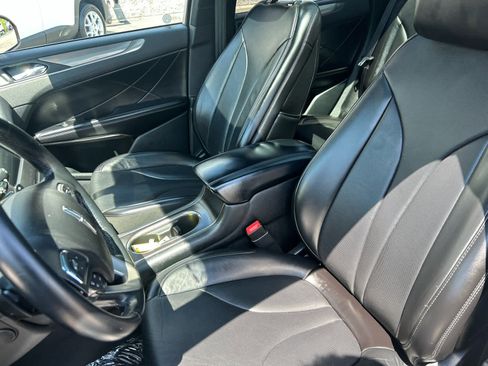 Used 2017 Lincoln MKC Reserve AWD/4WD image 14