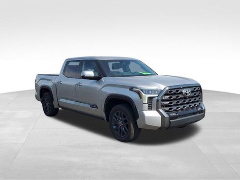 Used 2023 Toyota Tundra Platinum w/ Advanced Package AWD/4WD image 2