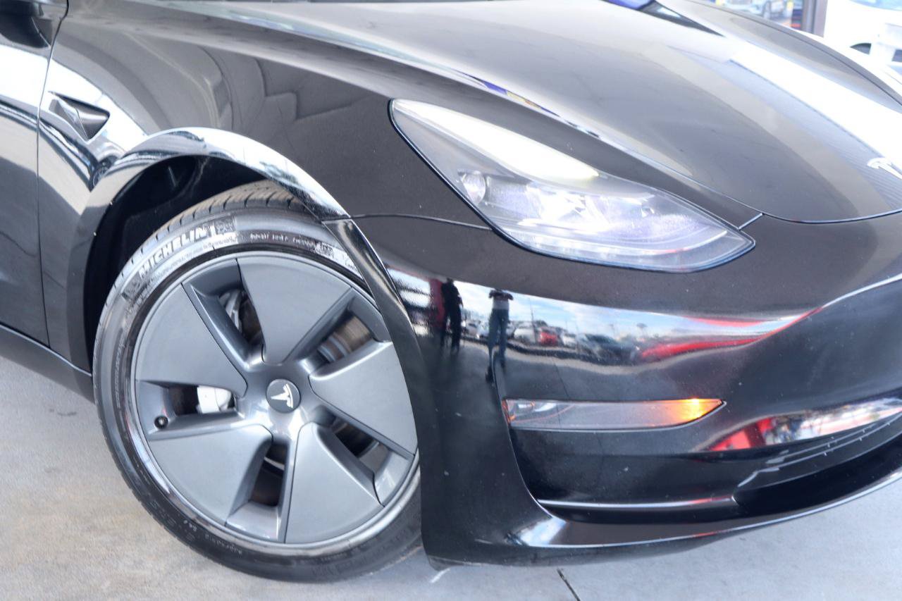 Used 2023 Tesla Model 3 Standard Range RWD image 4
