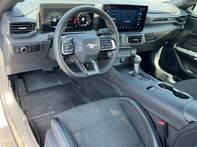 Used 2024 Ford Mustang Coupe RWD image 15