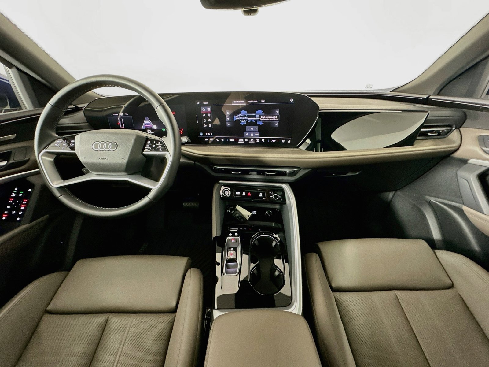 Certified 2025 Audi Q5 Premium Plus AWD/4WD image 14