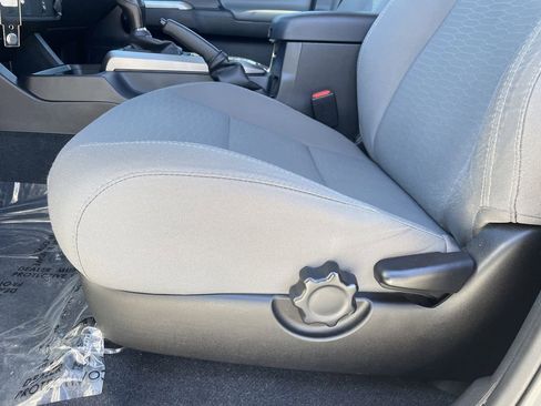 Used 2017 Toyota Tacoma SR5 image 26