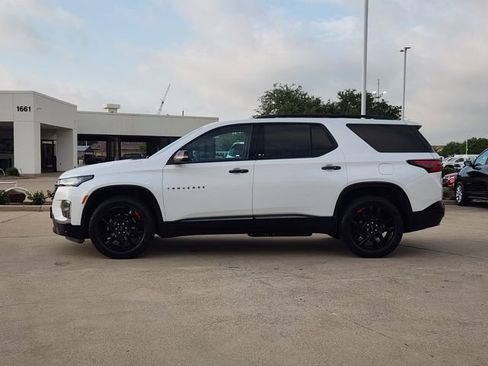 Used 2023 Chevrolet Traverse Premier w/ Redline Edition FWD image 12