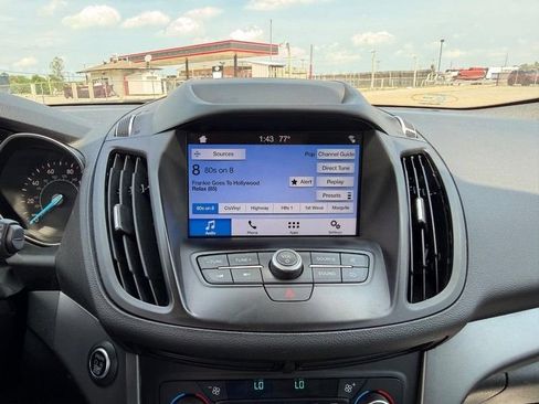 Used 2019 Ford Escape SE AWD/4WD image 12