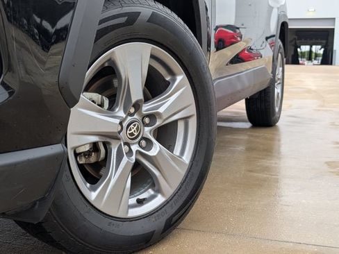 Used 2025 Toyota RAV4 XLE FWD image 2