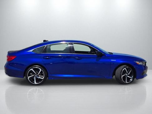 Used 2022 Honda Accord Sport image 3