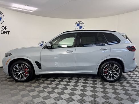 New 2026 BMW X5 xDrive40i w/ M Sport Package AWD/4WD image 8