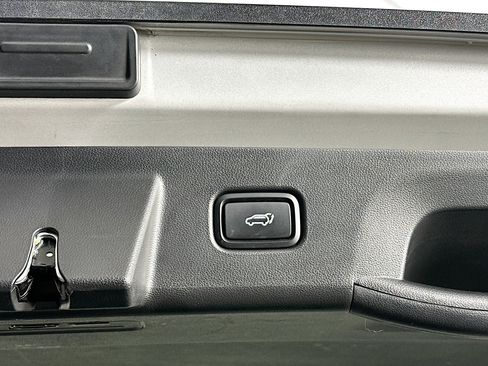 Used 2025 Hyundai Tucson SEL FWD image 29