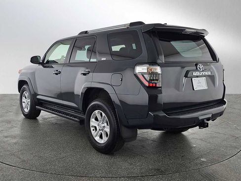 Used 2024 Toyota 4Runner SR5 Premium image 5