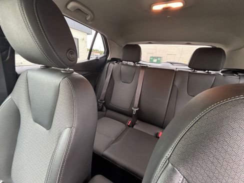 Used 2025 Buick Encore GX Preferred FWD image 39
