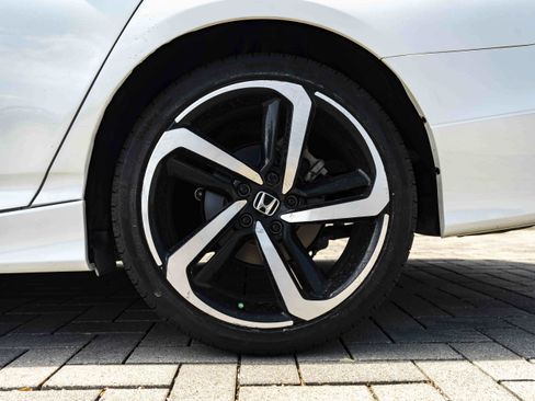 Used 2020 Honda Accord Sport image 14