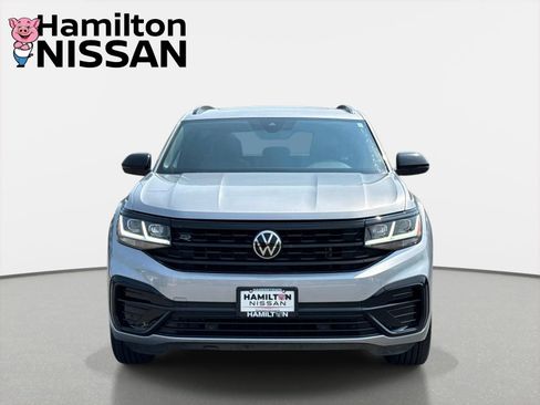 Used 2023 Volkswagen Atlas Cross Sport SEL R-Line AWD/4WD image 6