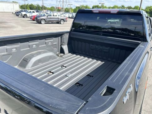 Used 2021 GMC Sierra 2500 4x4 Crew Cab w/ Gooseneck/5TH Wheel Package image 14