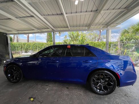 Used 2019 Chrysler 300 Touring w/ Sport Appearance Package RWD image 13