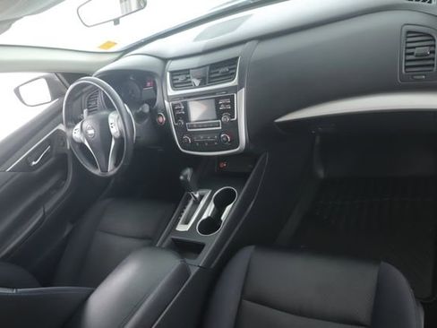 Used 2017 Nissan Altima 2.5 SR image 26