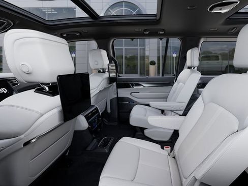 New 2026 Jeep Grand Wagoneer Summit AWD/4WD image 24