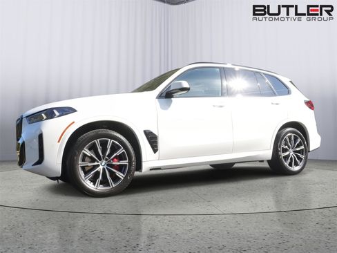 Used 2025 BMW X5 sDrive40i w/ M Sport Package image 46