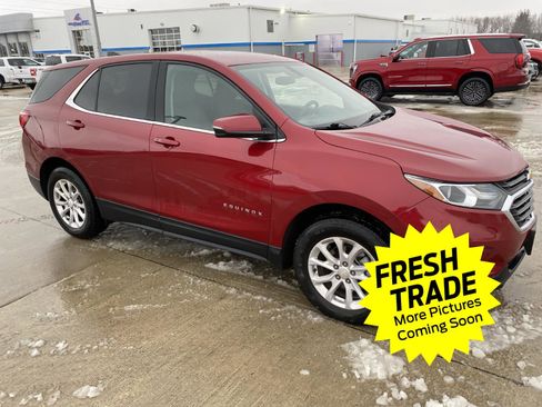 Used 2019 Chevrolet Equinox LT image 3