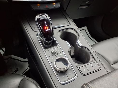 Used 2025 Cadillac XT4 Premium Luxury image 61