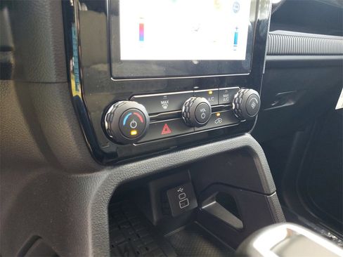 New 2025 Ford Ranger XLT w/ Black Appearance Package image 17