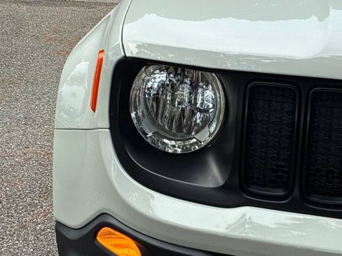 Used 2021 Jeep Renegade Sport AWD/4WD image 9