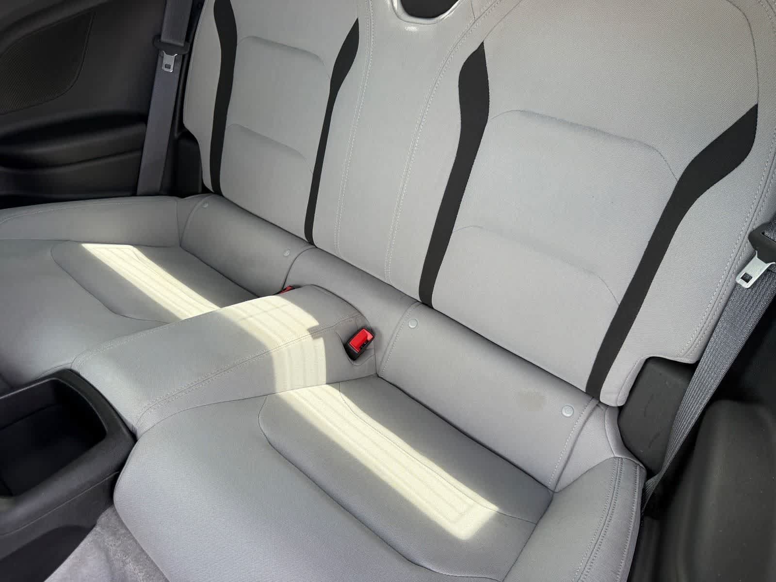 Used 2021 Chevrolet Camaro LT RWD image 16
