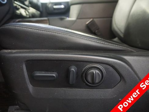 Used 2022 Chevrolet Silverado 1500 LT Trail Boss w/ Convenience Package II image 6