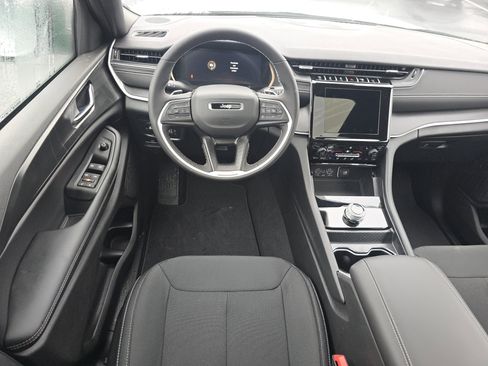 New 2026 Jeep Grand Cherokee L 4WD image 16
