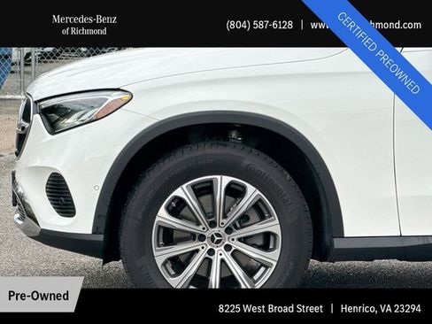 Used 2025 Mercedes-Benz GLC 300 4MATIC image 24