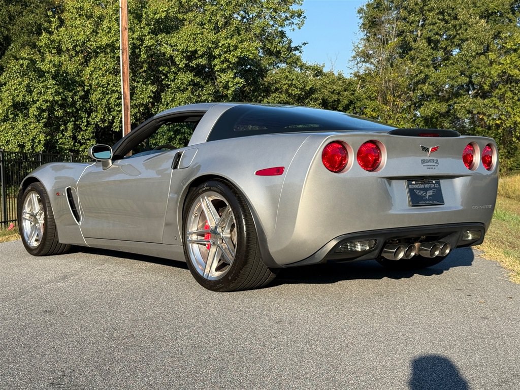 Used 2006 Chevrolet Corvette Z06 w/ Preferred Equipment Group RWD image 27
