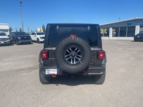 Used 2024 Jeep Wrangler Unlimited Rubicon w/ XTREMEE 35" Tire Package AWD/4WD image 5