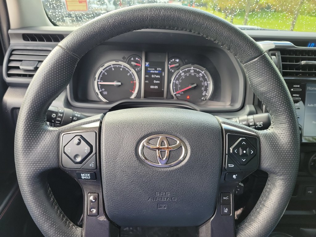 Used 2023 Toyota 4Runner TRD Off-Road Premium w/ Moonroof Package AWD/4WD image 8