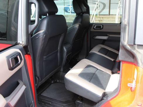 Used 2023 Ford Bronco Wildtrak AWD/4WD image 19