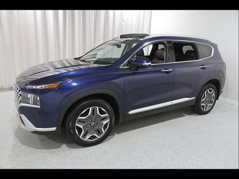 Certified 2023 Hyundai Santa Fe Limited w/ Cargo Package FWD image 3