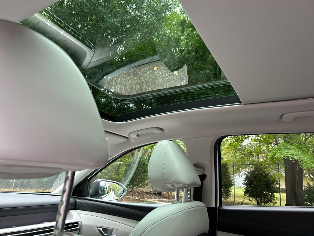 Used 2025 Hyundai Tucson Limited FWD image 31