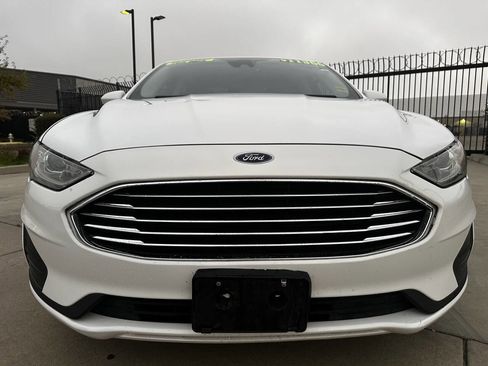 Used 2020 Ford Fusion SE image 13